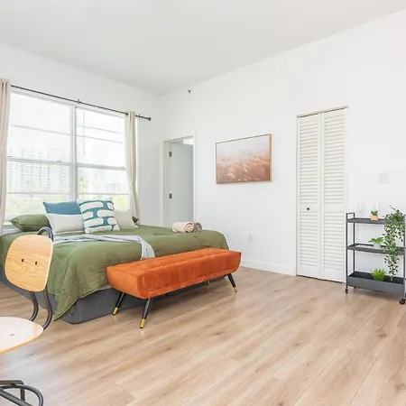 Home Miami Downtown With Balcony - 5 Minutes From Wynwood & Port - Art District Near Beach
